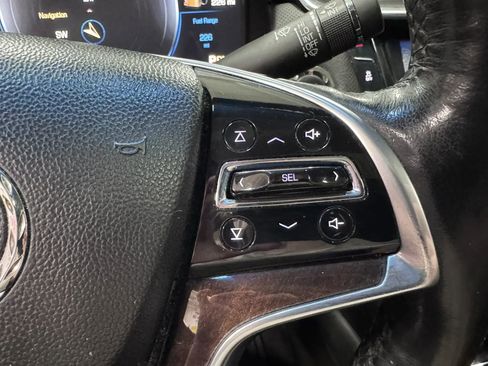 Used 2015 Cadillac XTS Premium AWD/4WD image 22