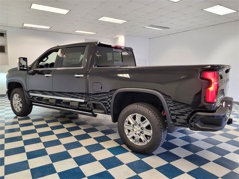 New 2026 Chevrolet Silverado 2500 High Country w/ High Country Premium Package image 5