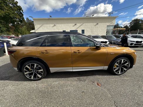 Used 2024 Acura ZDX Type S image 2