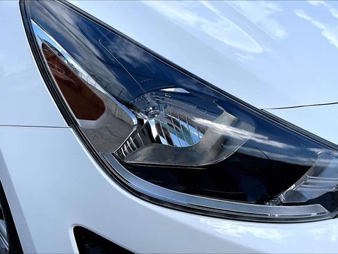 Used 2023 Kia Rio LX FWD image 27