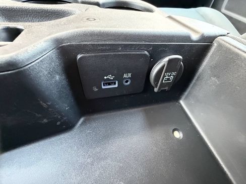 Used 2017 RAM 2500 Tradesman w/ Chrome Appearance Group AWD/4WD image 29