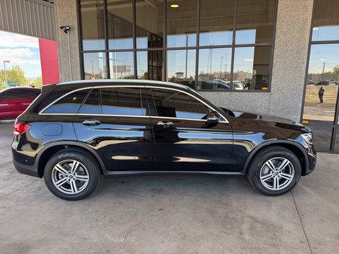 Used 2022 Mercedes-Benz GLC 300 4MATIC w/ Premium Package Lite image 37