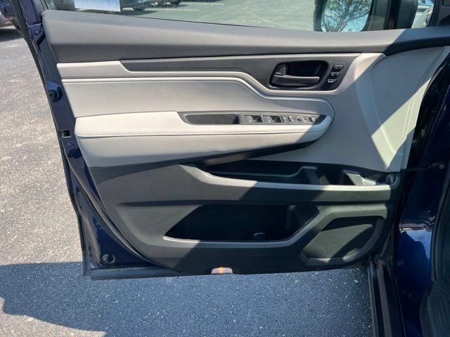 Used 2024 Honda Odyssey EX-L image 25