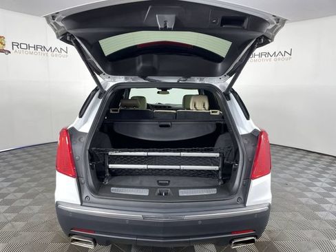 Used 2018 Cadillac XT5 Luxury w/ Driver Awareness Package AWD/4WD image 40