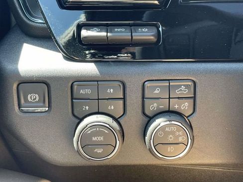 New 2026 Chevrolet Silverado 2500 ZR2 w/ LPO, Dark Essentials Package image 19