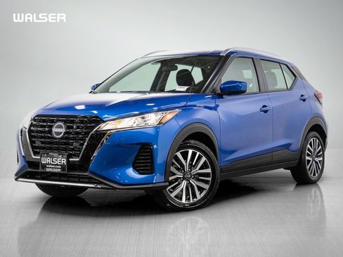 Used 2023 Nissan Kicks SV FWD image 1