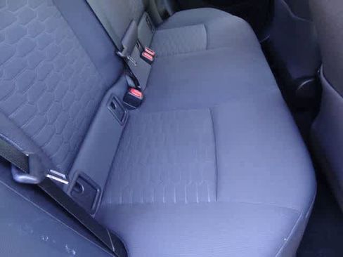 Used 2022 Toyota Corolla SE FWD image 9