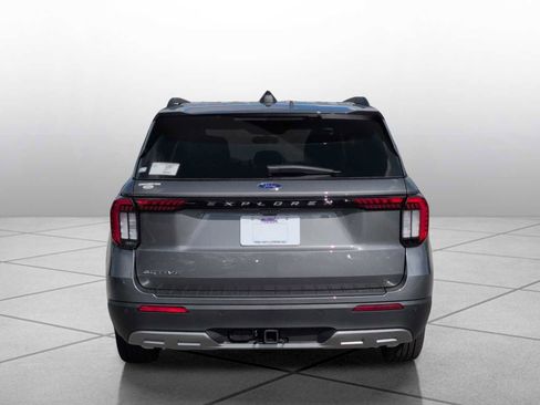 New 2025 Ford Explorer Active w/ Active Comfort Package image 14