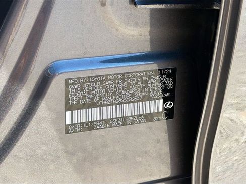 Used 2025 Lexus IS 350 F Sport w/ Accessory Package image 41