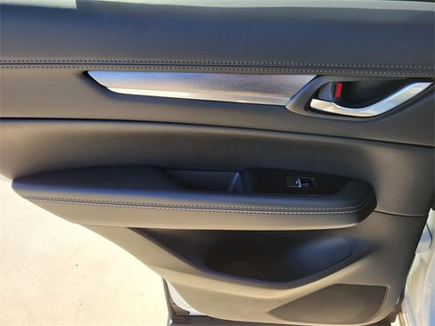 New 2025 MAZDA CX-5 AWD 2.5 S w/ Premium Plus Pkg image 11