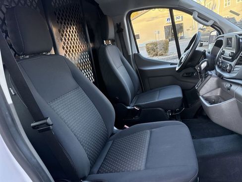 Used 2023 Ford Transit 250 Low Roof AWD w/ Exterior Upgrade Package image 21