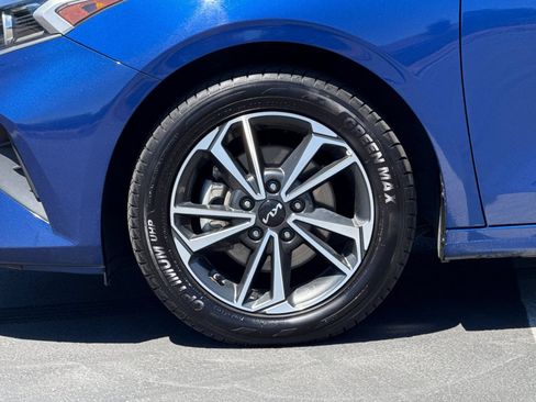 Used 2023 Kia Forte LXS FWD image 15