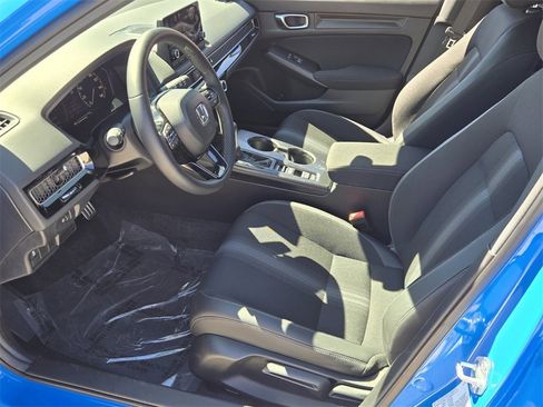 Used 2025 Honda Civic Sport image 10