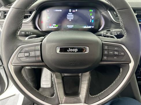 Used 2024 Jeep Grand Cherokee Limited 4xe AWD/4WD image 23