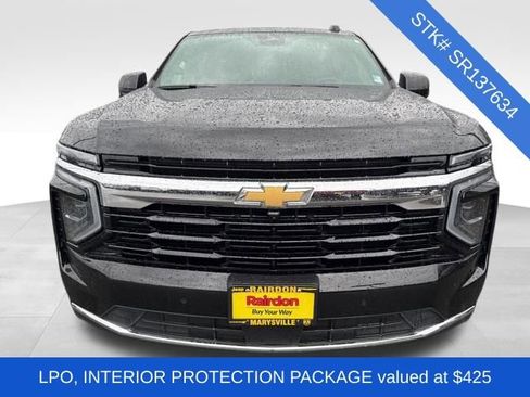Used 2025 Chevrolet Suburban LS image 2
