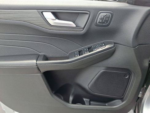 Used 2023 Ford Escape Platinum AWD/4WD image 10