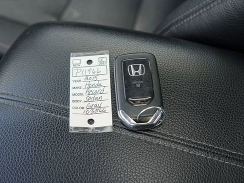 Used 2015 Honda Accord EX-L image 27