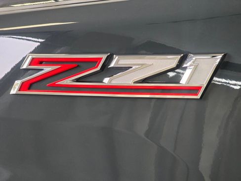 Used 2025 Chevrolet Silverado 3500 LTZ w/ LTZ Convenience Package image 34