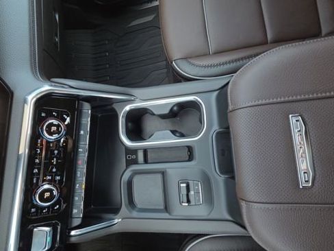 New 2026 GMC Sierra 3500 Denali w/ Denali Reserve Package image 36