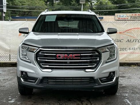 Used 2022 GMC Terrain SLT image 5