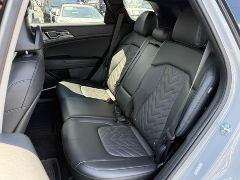 Used 2025 Kia Sportage X-Pro Prestige AWD/4WD image 34