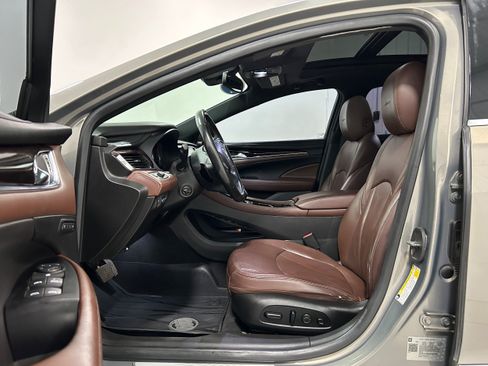 Used 2019 Buick LaCrosse Avenir w/ Driver Confidence Package II AWD/4WD image 4