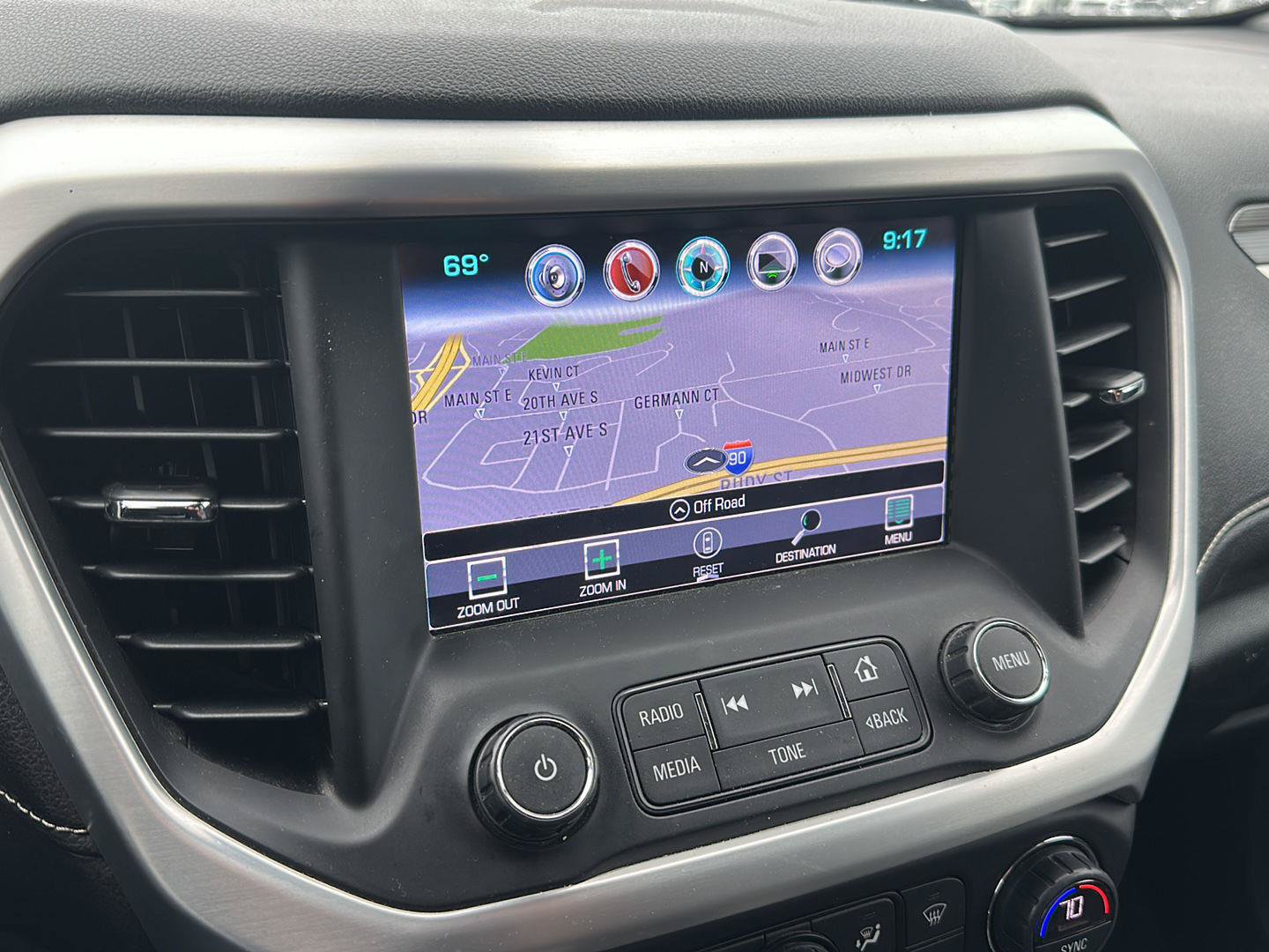 Used 2018 GMC Acadia SLT AWD/4WD image 18