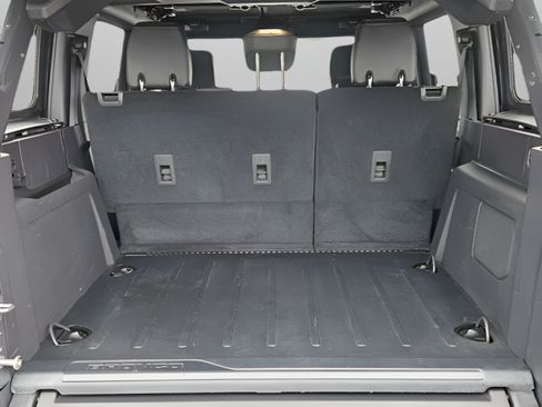 Used 2024 Ford Bronco Black Diamond AWD/4WD image 15