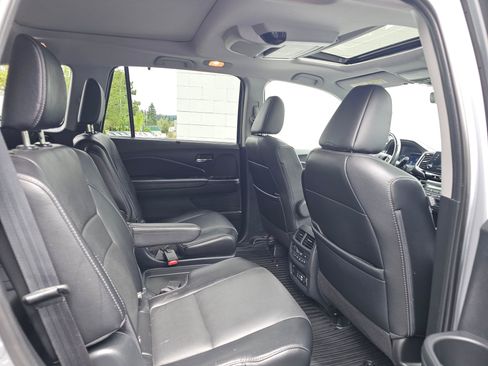 Used 2020 Honda Pilot Elite image 13