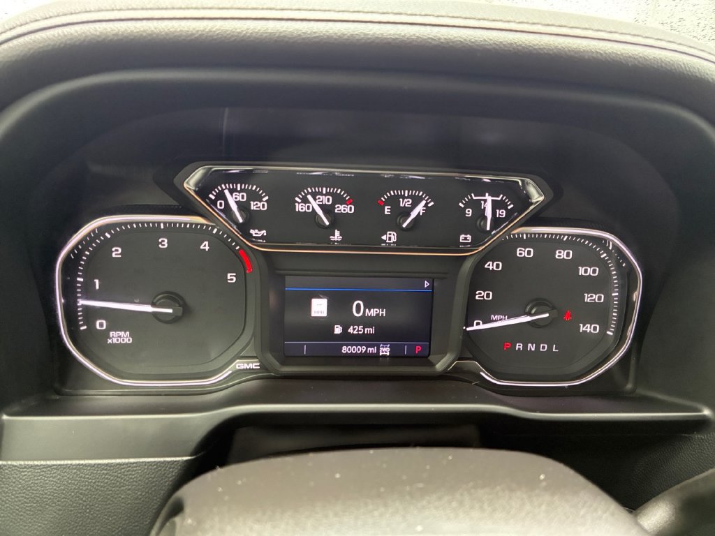 Used 2022 GMC Sierra 2500 AT4 w/ AT4 Preferred Package AWD/4WD image 8