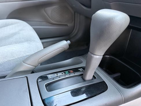 Used 2003 Toyota Camry LE image 31