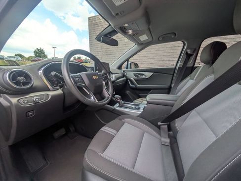 Used 2025 Chevrolet Blazer LT FWD image 15