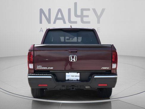 Used 2017 Honda Ridgeline RTL-E image 4