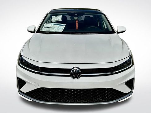 New 2026 Volkswagen Jetta SE image 2