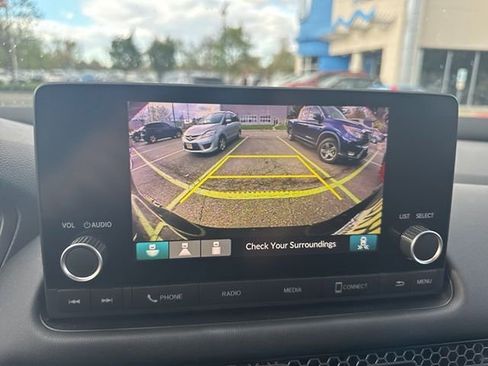 Used 2023 Honda HR-V Sport image 9