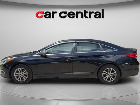 Used 2015 Hyundai Sonata SE w/ Option Group 09 FWD image 2