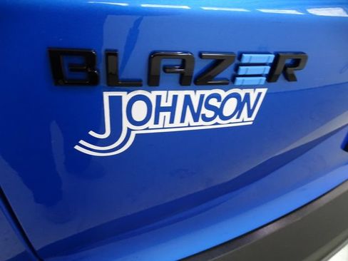Certified 2025 Chevrolet Blazer EV LT AWD/4WD image 23
