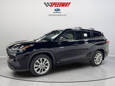 Used 2020 Toyota Highlander Limited AWD/4WD image 11