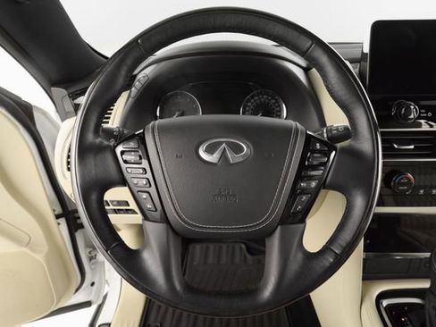 Used 2024 INFINITI QX80 Sensory AWD/4WD image 31