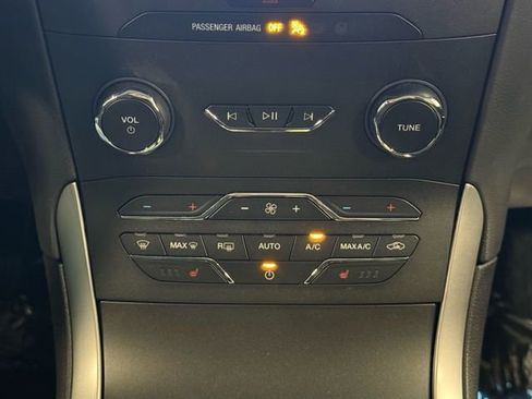 Certified 2020 Ford Edge SEL w/ Convenience Package image 31