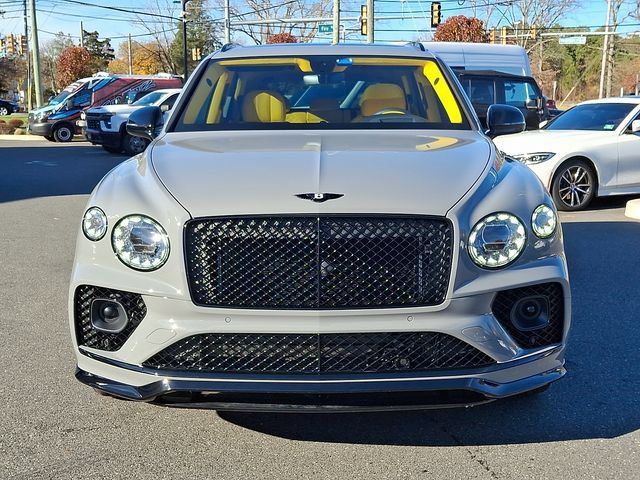 Used 2023 Bentley Bentayga AWD/4WD image 2