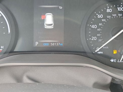 Used 2024 Toyota Sienna XLE FWD image 25