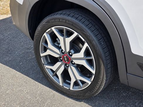 Used 2023 Kia Seltos SX AWD/4WD image 8