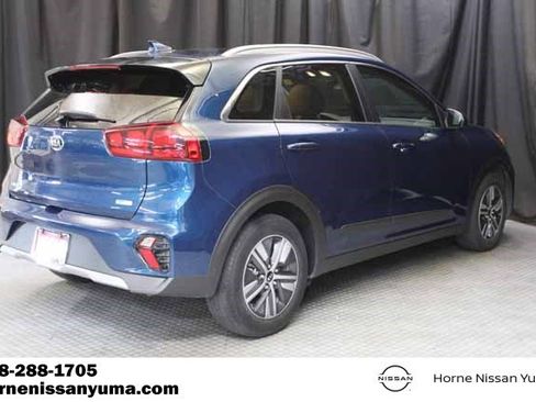 Used 2020 Kia Niro LXS image 13