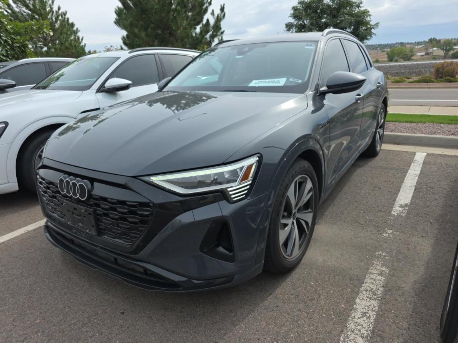 Used 2024 Audi Q8 e-tron Premium AWD/4WD image 11