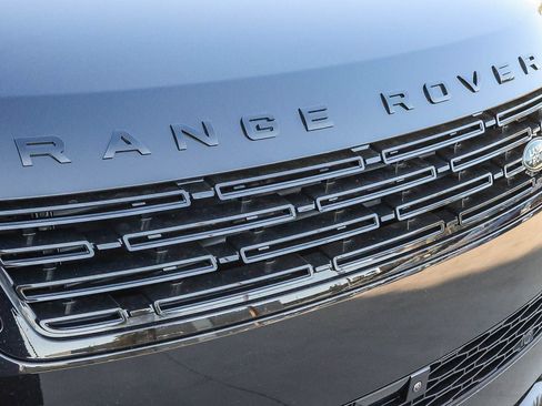 Certified 2026 Land Rover Range Rover Sport Dynamic SE AWD/4WD image 11