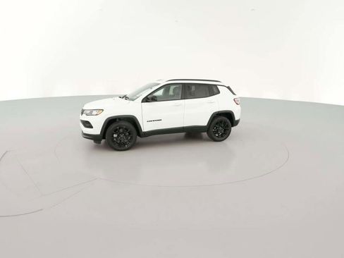 New 2026 Jeep Compass Latitude image 5