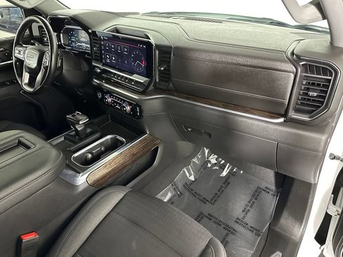Used 2022 GMC Sierra 1500 Elevation AWD/4WD image 32