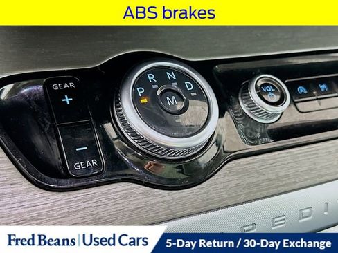 Certified 2025 Ford Expedition Max Platinum image 22