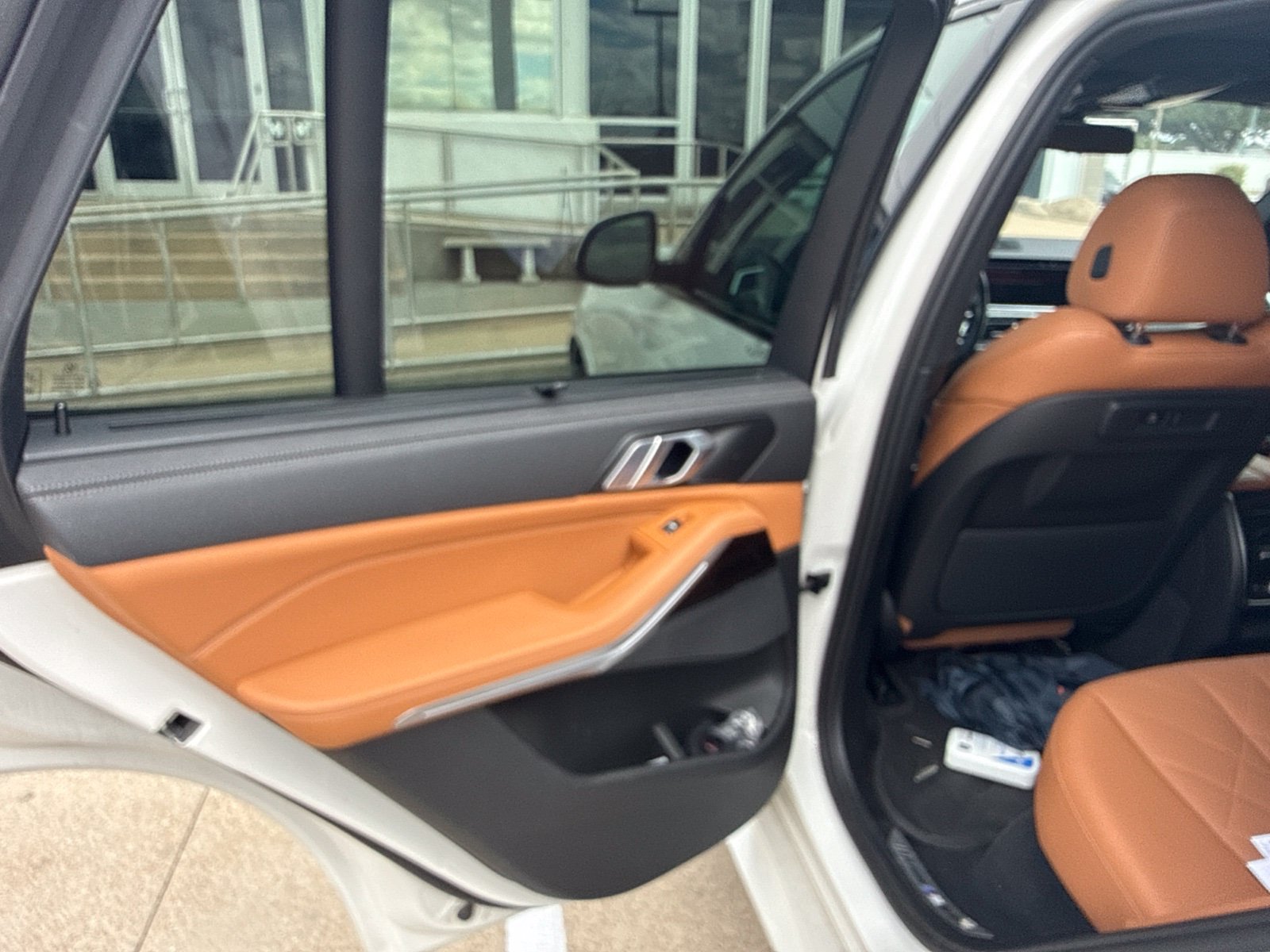 Used 2023 BMW X5 xDrive40i w/ Executive Package AWD/4WD image 13